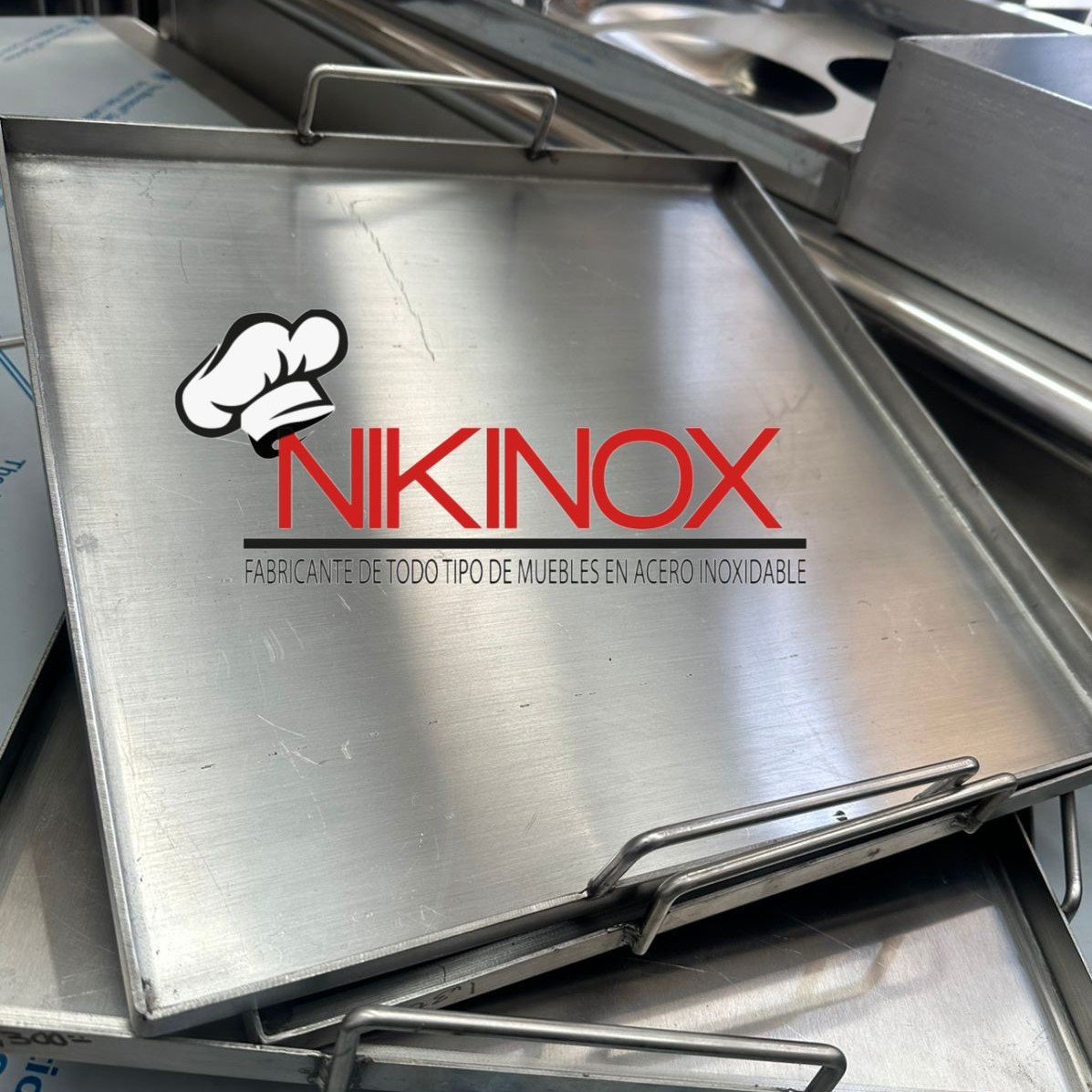 Plancha rectangular con asas de acero inoxidable NIKINOX